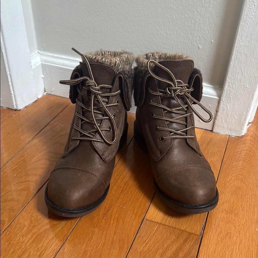 Cliff by White Mountain / Women's Boots